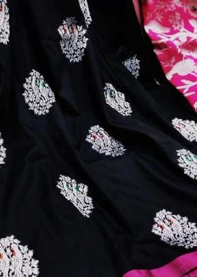  Lichi Silk Weaving Jacquard  Saree With Rich Pallu In  Black Sarees