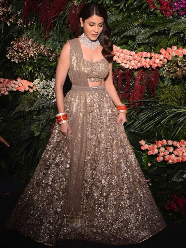 Anushka Sharma in Belted Style Dupatta Drape with Lehenga