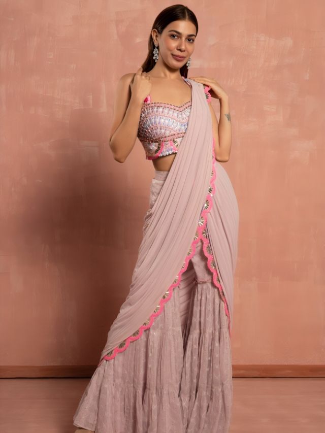 Front Pallu with Waist Tuck