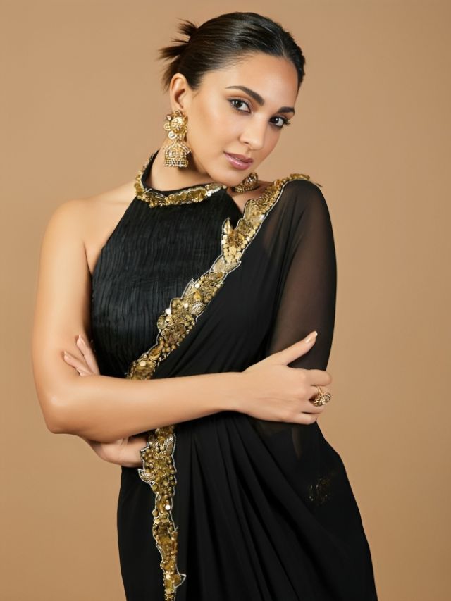 Kiara Advani in Black Saree with Earrings