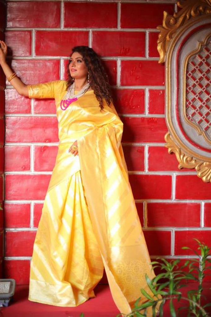 Lemon Yellow color modal Silk With Silver Zari Weaving Sari With Match –  Bahuji - Online Fashion & Lifestyle Store