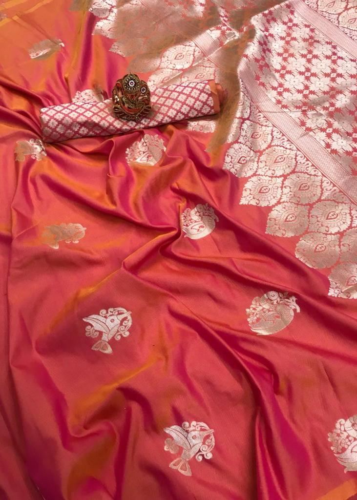 Buy Embroidered Sarees Online | Linen World