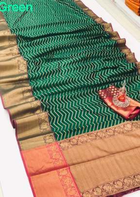 Attractive Banarasi weaving Silk Saree with Kanchipuram pattern In Green designer sarees