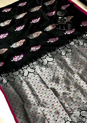 Attractive Lichi Silk Waving Jacquard Saree In Black