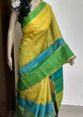 Beautiful Raw silk sare with contrast pallu In Yellow SILK SAREE