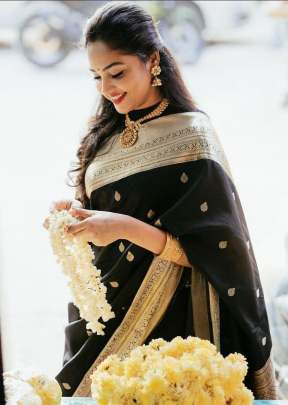 Black Color With Golden Weaving Work With Reach Pallu BERRY-1 Banarasi Silk Saree