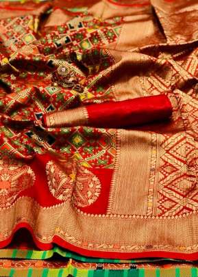 Exclusive Designer Beautiful Soft Banarasi Patola Saree In Red