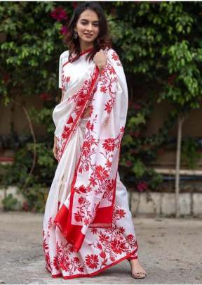 Exclusive Fancy Look Smooth Silk Saree With Beautiful Red Flower Printed Design In White Sarees