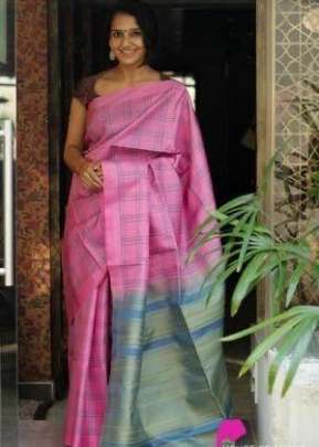 Exclusive Fancy Look Smooth Silk Saree With Chex Design In Pink