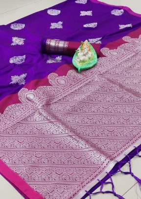 Lichi Silk Waving Jacquard Saree With Rich Pallu In Purple