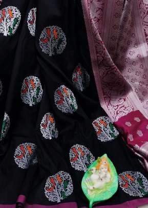 Lichi Silk Weaving Jacquard  Sraee With Reach Pallu in Black SILK SAREE