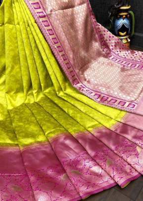 Uplift Your Wedding look soft lichi with rich pallu Organic Banarasi  SILK SAREE